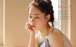 女人自熨过程的图片